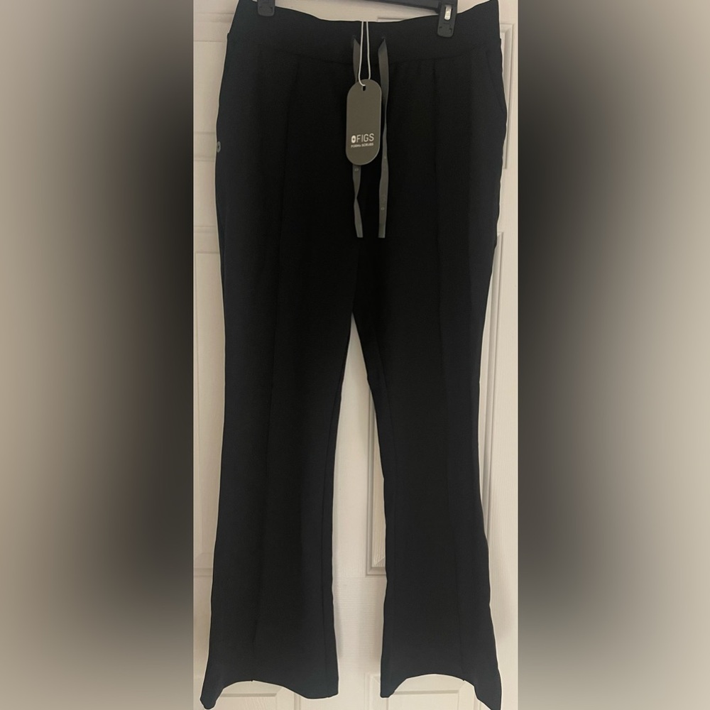 FIGS Evanston FORMx High Waisted Skinny Flare Scrub Pants size L Black